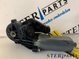 Gebruikte Stoelverstelling motor Mercedes C (W204) 2.2 C-200 CDI 16V Prijs € 60,00 Margeregeling aangeboden door Sterparts Mercedes specialist
