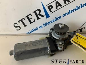 Gebruikte Stoelverstelling motor Mercedes C (W204) 2.2 C-200 CDI 16V Eco Prijs € 50,00 Margeregeling aangeboden door Sterparts Mercedes specialist