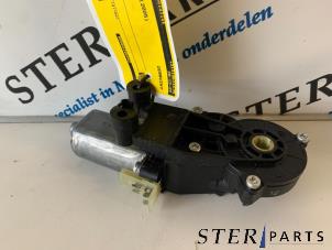 Gebruikte Stoelverstelling motor Mercedes ML II (164/4JG) 3.0 ML-280 CDI 4-Matic V6 24V Prijs € 60,00 Margeregeling aangeboden door Sterparts Mercedes specialist