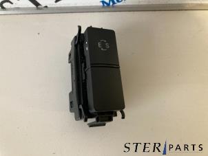 Gebruikte Schakelaar Mercedes E (W212) E-220 CDI 16V BlueEfficiency Prijs € 14,95 Margeregeling aangeboden door Sterparts Mercedes specialist