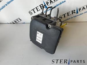 Gebruikte ABS Pomp Mercedes E (W212) E-350 CDI V6 24V BlueEfficiency Prijs € 99,95 Margeregeling aangeboden door Sterparts Mercedes specialist