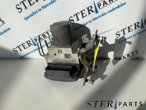 Gebruikte ABS Pomp Mercedes E (W211) 2.2 E-200 CDI 16V Prijs € 74,50 Margeregeling aangeboden door Sterparts Mercedes specialist
