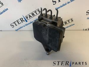 Gebruikte ABS Pomp Mercedes Vito (639.6) 2.2 110 CDI 16V Euro 5 Prijs € 150,65 Inclusief btw aangeboden door Sterparts Mercedes specialist