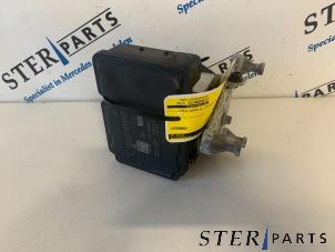 Gebruikte ABS Pomp Mercedes C (C204) 2.2 C-250 CDI 16V BlueEfficiency Prijs € 149,50 Margeregeling aangeboden door Sterparts Mercedes specialist