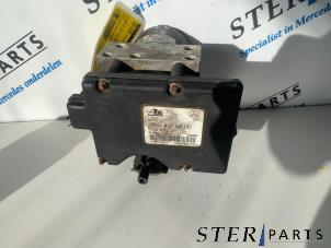 Gebruikte ABS Pomp Mercedes C (W202) 1.8 C-180 16V Prijs € 49,50 Margeregeling aangeboden door Sterparts Mercedes specialist