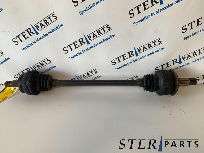 Gebruikte Steekas links-achter Mercedes C (W204) 2.2 C-220 CDI 16V Prijs € 34,95 Margeregeling aangeboden door Sterparts Mercedes specialist