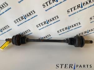 Gebruikte Steekas rechts-achter Mercedes C (W204) 2.2 C-220 CDI 16V Prijs € 34,95 Margeregeling aangeboden door Sterparts Mercedes specialist