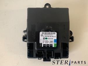 Gebruikte Centrale Deurvergrendelings Module Mercedes A (W169) 1.5 A-150 5-Drs. Prijs € 24,95 Margeregeling aangeboden door Sterparts Mercedes specialist