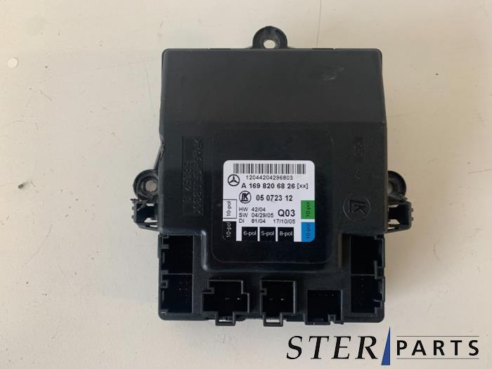 Gebruikte Module Centrale Deurvergrendeling Mercedes B (W245) 1.7 B-170 16V Prijs € 19,95 Margeregeling aangeboden door Sterparts Mercedes specialist