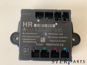 Gebruikte Deur module Mercedes C (W204) 1.8 C-200 CGI 16V Prijs € 29,95 Margeregeling aangeboden door Sterparts Mercedes specialist