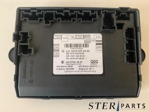 Gebruikte Deur module Mercedes CL (216) 4.7 CL-500 V8 32V 4-Matic Prijs € 150,00 Margeregeling aangeboden door Sterparts Mercedes specialist