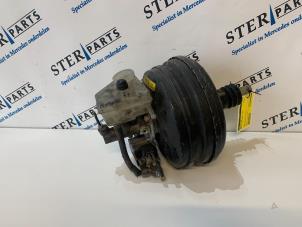 Gebruikte Rembooster Mercedes SEC (C126) 500 SEC Prijs € 60,00 Margeregeling aangeboden door Sterparts Mercedes specialist