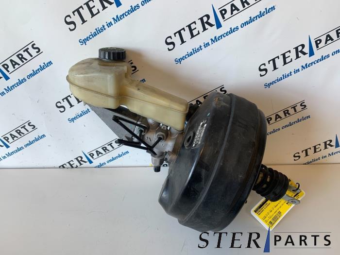 Gebruikte Rembekrachtiger Mercedes R (W251) 3.0 320 CDI 24V 4-Matic Prijs € 89,50 Margeregeling aangeboden door Sterparts Mercedes specialist