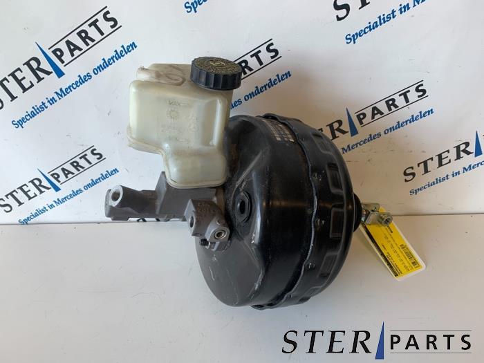 Gebruikte Rembekrachtiger Mercedes C (W204) 2.2 C-220 CDI 16V BlueEFFICIENCY Prijs € 59,50 Margeregeling aangeboden door Sterparts Mercedes specialist
