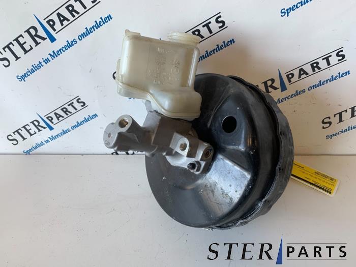 Gebruikte Rembekrachtiger Mercedes C (W204) 2.2 C-220 CDI 16V BlueEFFICIENCY Prijs € 59,50 Margeregeling aangeboden door Sterparts Mercedes specialist
