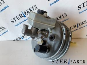 Gebruikte Rembol Mercedes E (W210) 2.2 E-200 CDI 16V Prijs € 60,00 Margeregeling aangeboden door Sterparts Mercedes specialist