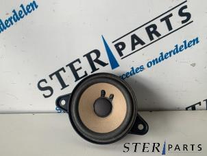 Gebruikte Luidspreker Mercedes S (W221) 3.0 S-320 CDI 24V 4-Matic Prijs € 20,00 Margeregeling aangeboden door Sterparts Mercedes specialist
