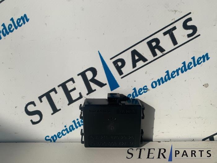 Gebruikte Regensensor Mercedes E (W211) 2.2 E-200 CDI 16V Prijs € 19,95 Margeregeling aangeboden door Sterparts Mercedes specialist