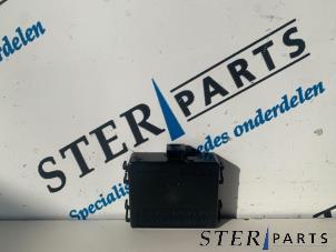 Gebruikte Sensor regen Mercedes E (W211) 2.2 E-200 CDI 16V Prijs € 19,95 Margeregeling aangeboden door Sterparts Mercedes specialist