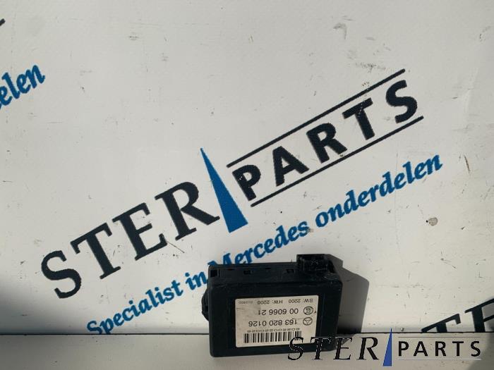 Gebruikte Regensensor Mercedes ML I (163) 270 2.7 CDI 20V Prijs € 39,50 Margeregeling aangeboden door Sterparts Mercedes specialist