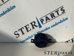 Gebruikte Sensor regen Mercedes E (W212) E-200 CGI 16V BlueEfficiency Prijs € 19,95 Margeregeling aangeboden door Sterparts Mercedes specialist