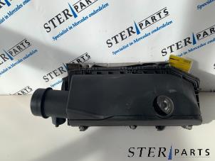 Gebruikte Luchtfilterhuis Mercedes E (W210) 3.2 E-320 CDI 24V Prijs € 35,00 Margeregeling aangeboden door Sterparts Mercedes specialist