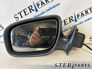 Gebruikte Spiegel Buiten links Mercedes E Combi (S211) 3.0 E-280 CDI V6 24V Prijs € 124,50 Margeregeling aangeboden door Sterparts Mercedes specialist