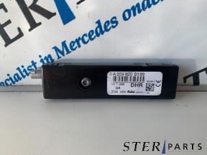 Gebruikte Antenne Versterker Mercedes C (W204) 1.6 C-180 16V BlueEfficiency Prijs € 19,95 Margeregeling aangeboden door Sterparts Mercedes specialist