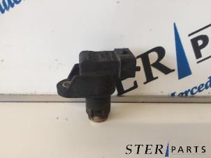 Gebruikte Nokkenas Sensor Mercedes CLS (C219) 500 5.0 V8 24V Prijs € 24,95 Margeregeling aangeboden door Sterparts Mercedes specialist