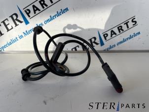 Gebruikte ABS Sensor Mercedes C (W203) 2.2 C-200 CDI 16V Prijs € 19,95 Margeregeling aangeboden door Sterparts Mercedes specialist