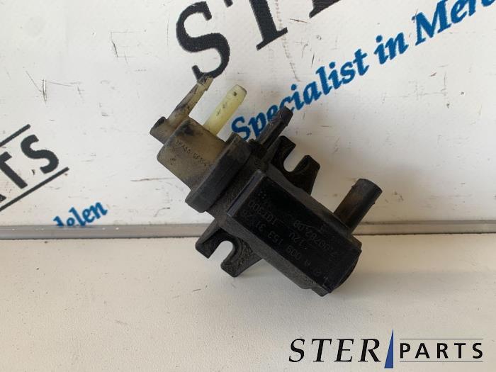 Gebruikte Overdrukklep Turbo Mercedes Sprinter 3t (906.71) 210 CDI 16V Prijs € 19,95 Margeregeling aangeboden door Sterparts Mercedes specialist