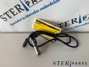 Gebruikte Sensor ABS Mercedes SL (R129) 3.0 300 SL Prijs € 45,00 Margeregeling aangeboden door Sterparts Mercedes specialist