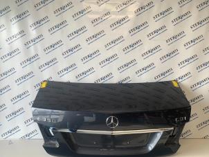 Gebruikte Kofferdeksel Mercedes E (W212) E-350 CDI BlueEfficiency 3.0 V6 24V Prijs € 195,00 Margeregeling aangeboden door Sterparts Mercedes specialist