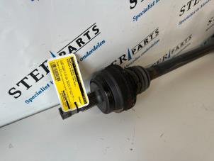 Gebruikte Aandrijfas rechts-achter Mercedes E (W212) E-350 CDI BlueEfficiency 3.0 V6 24V Prijs € 49,50 Margeregeling aangeboden door Sterparts Mercedes specialist