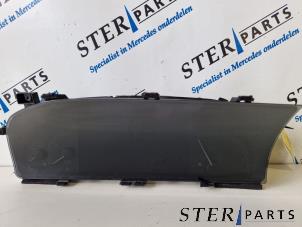 Gebruikte Instrumentenpaneel Mercedes S (W221) 3.0 S-320 CDI 24V Prijs € 150,00 Margeregeling aangeboden door Sterparts Mercedes specialist