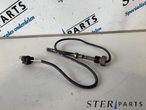 Gebruikte Uitlaat temperatuursensor Mercedes E (W211) 2.2 E-220 CDI 16V Prijs € 34,95 Margeregeling aangeboden door Sterparts Mercedes specialist