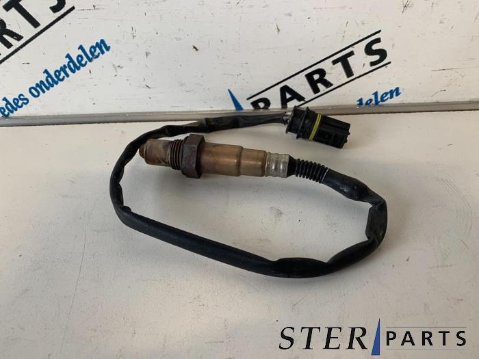 Lambda Sonde van een Mercedes-Benz SL (R230) 3.7 SL-350 V6 18V 2004