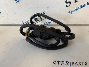 Gebruikte Lambda Sonde Mercedes E (W211) 3.2 E-280 CDI 24V Prijs € 39,50 Margeregeling aangeboden door Sterparts Mercedes specialist