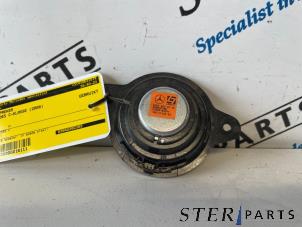 Gebruikte Speaker Mercedes C (W204) 1.6 C-180 16V BlueEfficiency Prijs € 19,95 Margeregeling aangeboden door Sterparts Mercedes specialist