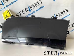 Gebruikte Instrumentenpaneel Mercedes S (W221) 3.0 S-320 CDI 24V Prijs € 150,00 Margeregeling aangeboden door Sterparts Mercedes specialist