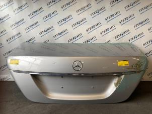 Gebruikte Kofferdeksel Mercedes S (W221) 3.0 S-320 CDI 24V Prijs € 250,00 Margeregeling aangeboden door Sterparts Mercedes specialist