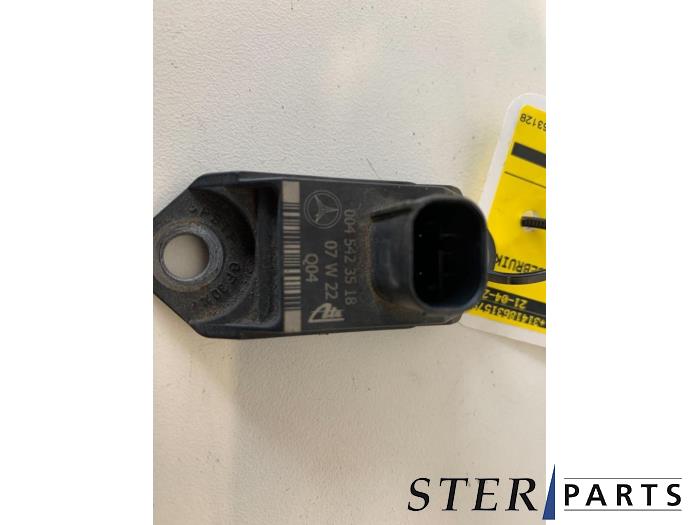 Snelheid Sensor van een Mercedes-Benz S (W221) 3.0 S-320 CDI 24V 2007