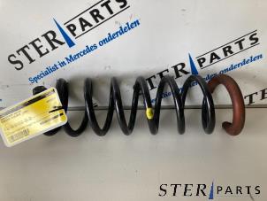 Gebruikte Schroefveer achter Mercedes A (W168) 1.4 A-140 Prijs € 14,95 Margeregeling aangeboden door Sterparts Mercedes specialist