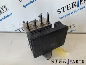 Gebruikte ABS Pomp Mercedes C Estate (S205) C-220 CDI BlueTEC, C-220 d 2.2 16V Prijs € 185,00 Margeregeling aangeboden door Sterparts Mercedes specialist