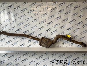 Gebruikte Uitlaat Middendemper Mercedes C Estate (S205) C-220 CDI BlueTEC, C-220 d 2.2 16V Prijs € 149,50 Margeregeling aangeboden door Sterparts Mercedes specialist