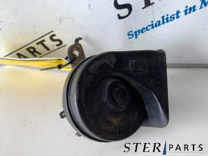 Gebruikte Toeter Mercedes E Combi (S211) 3.0 E-280 CDI V6 24V Prijs € 25,00 Margeregeling aangeboden door Sterparts Mercedes specialist