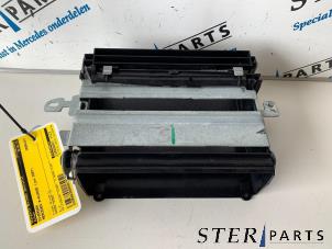 Gebruikte Diversen Mercedes R (W251) 3.0 320 CDI 24V 4-Matic Prijs € 25,00 Margeregeling aangeboden door Sterparts Mercedes specialist