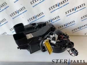 Gebruikte Chaufagebak Mercedes R (W251) 3.0 320 CDI 24V 4-Matic Prijs € 125,00 Margeregeling aangeboden door Sterparts Mercedes specialist