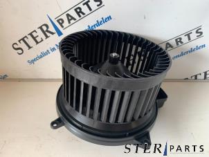 Nieuwe Chaufage Ventilatiemotor Mercedes ML II (164/4JG) 3.0 ML-280 CDI 4-Matic V6 24V Prijs € 254,04 Inclusief btw aangeboden door Sterparts Mercedes specialist