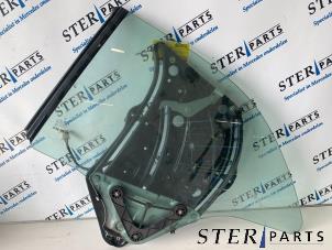 Gebruikte Raammechaniek 2Deurs links-achter Mercedes E (C207) E-200 CGI 16V BlueEfficiency Prijs € 75,00 Margeregeling aangeboden door Sterparts Mercedes specialist